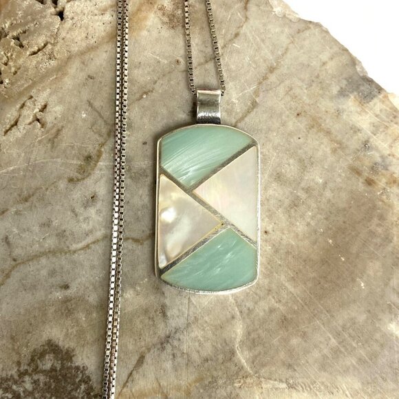 Sterling Silver 925 Dyed Mother Of Pearl MOP Geometric Inlay Pendant Necklace - Picture 11 of 16